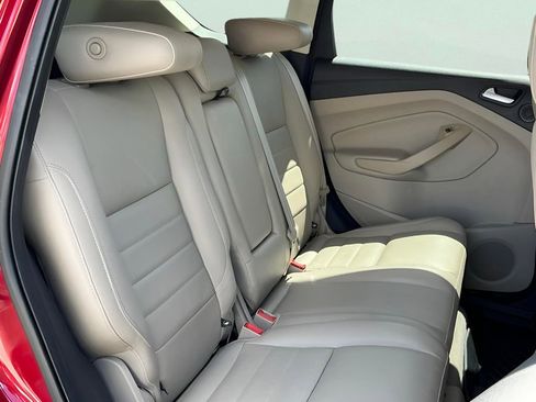 Used 2014 Ford Escape Titanium w/ Equipment Group 401A FWD image 16