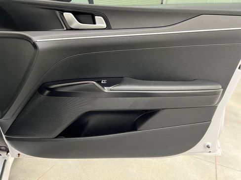 Used 2022 Kia K5 LXS image 22