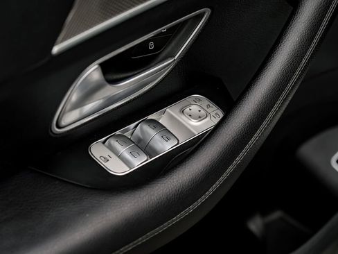 Used 2021 Mercedes-Benz GLS 580 4MATIC image 54