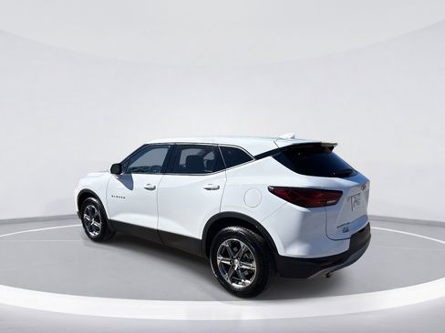 Used 2023 Chevrolet Blazer LT image 6