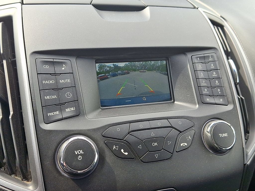 Used 2018 Ford Edge SE AWD/4WD image 17