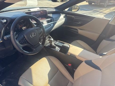 Used 2019 Lexus ES 350 image 16