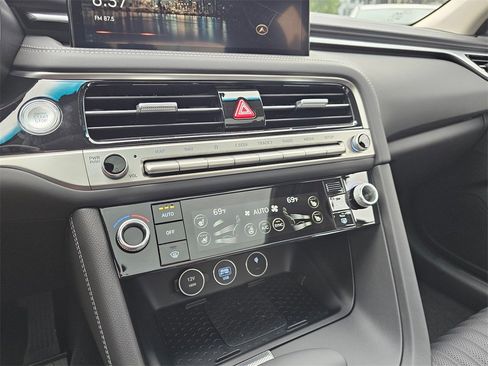 New 2026 Genesis G70 2.5T Prestige image 29