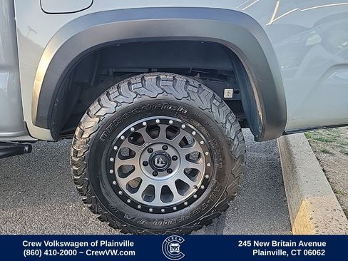 Used 2019 Toyota Tacoma TRD Off-Road image 21