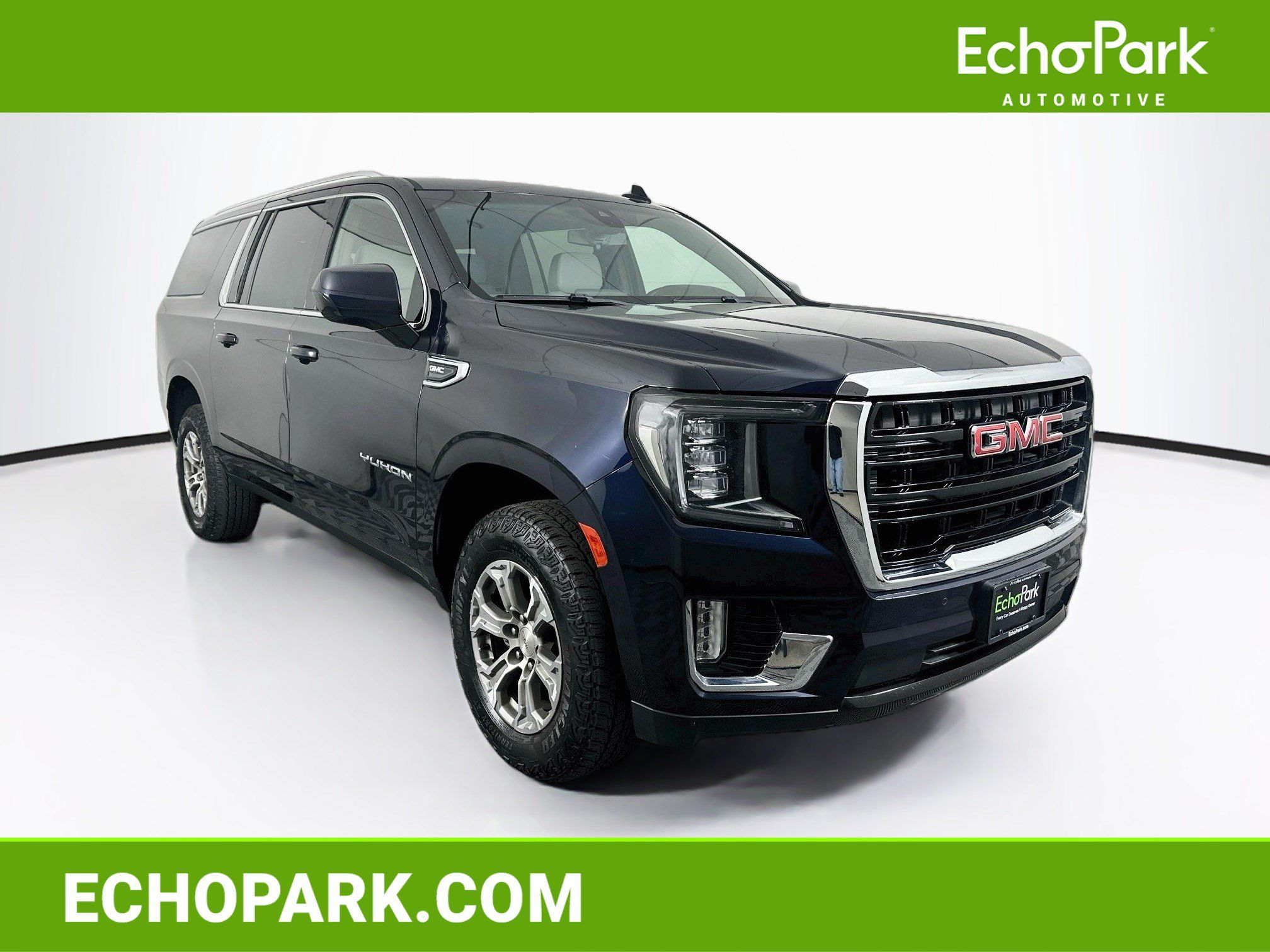 Used 2022 GMC Yukon XL SLE AWD/4WD image 1