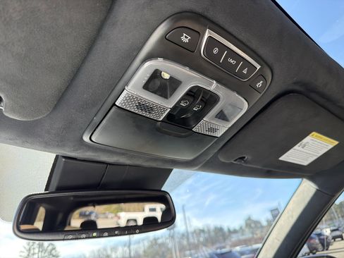 Used 2022 Kia Telluride SX w/ SX Prestige Package image 29