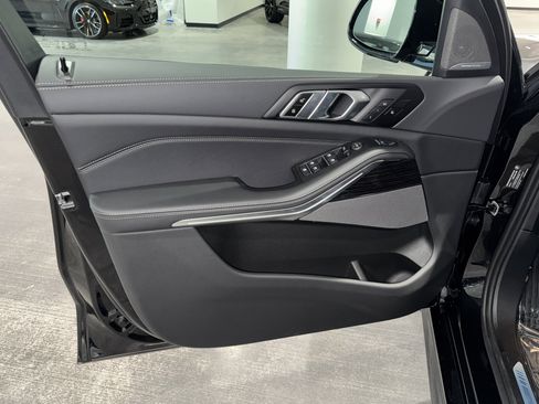 New 2026 BMW X5 xDrive40i w/ M Sport Package image 13
