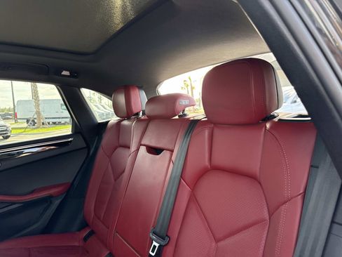 Used 2024 Porsche Macan AWD/4WD image 14