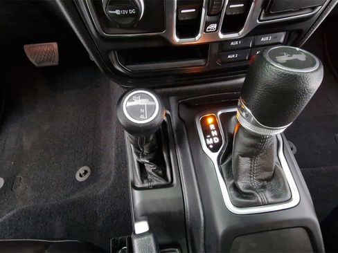 Used 2023 Jeep Wrangler Sport image 20