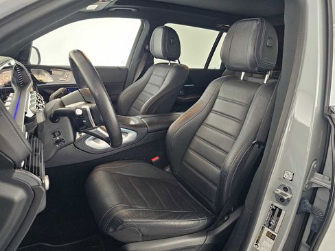 Used 2024 Mercedes-Benz GLS 450 4MATIC image 22