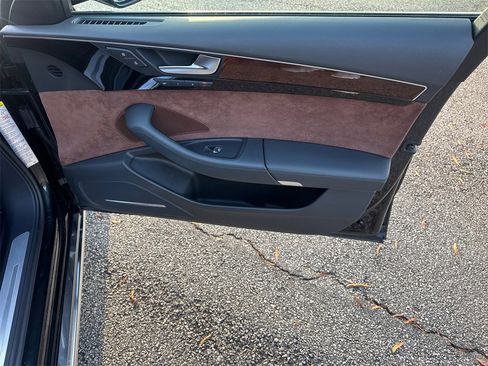 Used 2011 Audi A8 L 4.2 w/ Cold Weather Pkg image 14