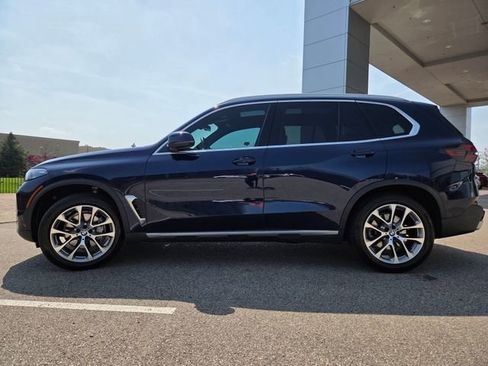Used 2024 BMW X5 xDrive40i w/ Premium Package image 23