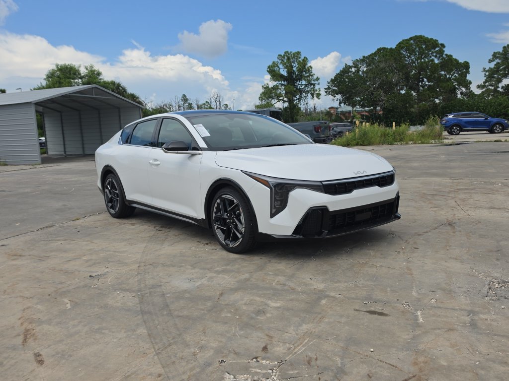 New 2026 Kia K4 EX w/ GT-Line Premium Package FWD image 2