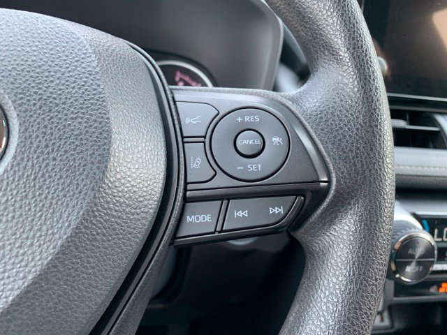 Used 2024 Toyota RAV4 XLE AWD/4WD image 15