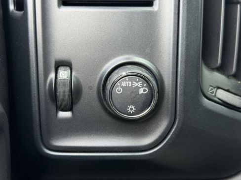 Used 2018 Chevrolet Silverado 1500 Custom w/ Texas Edition RWD image 20