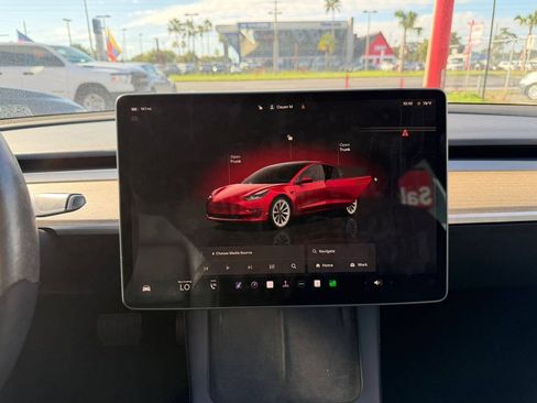 Used 2022 Tesla Model 3 RWD image 7