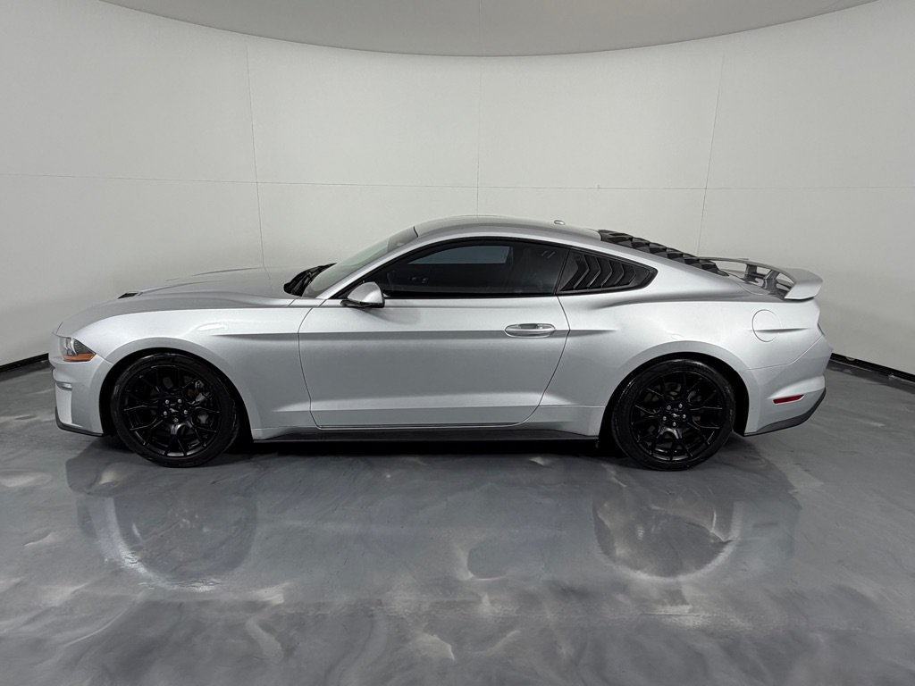 Used 2018 Ford Mustang Premium w/ Ecoboost Performance Package RWD image 8