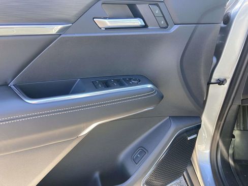 New 2026 GMC Acadia Elevation w/ Black Edition FWD image 17