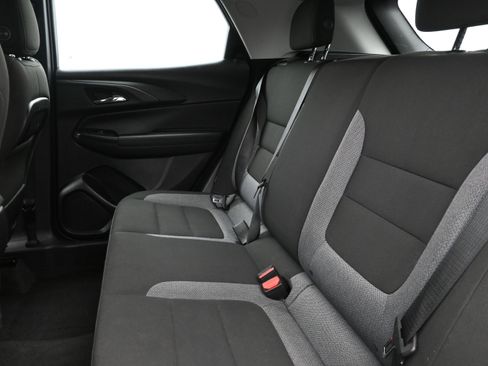 Used 2023 Chevrolet TrailBlazer LS image 22