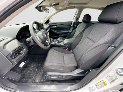 New 2025 Honda Accord SE image 15