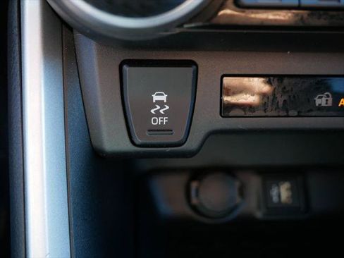 Certified 2025 Toyota RAV4 XLE AWD/4WD image 20