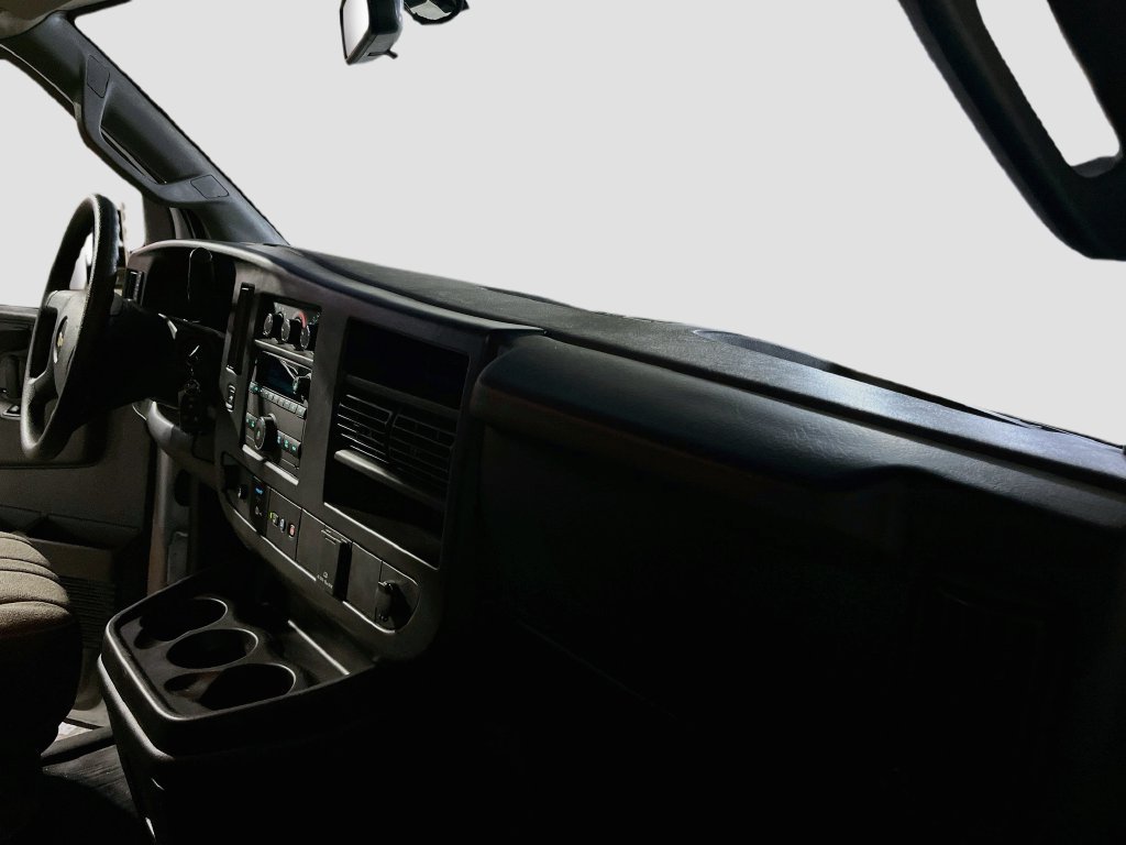 Used 2025 Chevrolet Express 2500 w/ Communications Package RWD image 26
