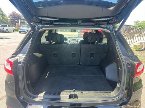 Used 2018 Chevrolet Equinox LT FWD image 7