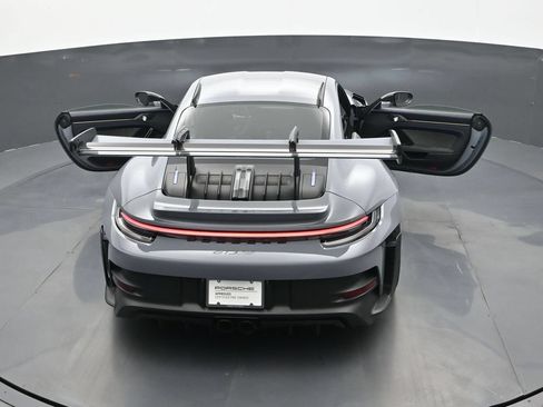 Certified 2025 Porsche 911 GT3 RS RWD image 22