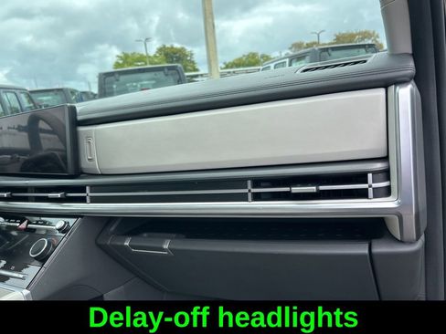 Used 2024 Hyundai Santa Fe SEL FWD image 25