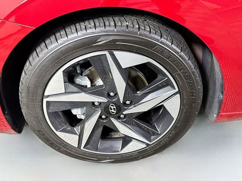 Certified 2023 Hyundai Elantra SEL w/ Convenience Package image 33