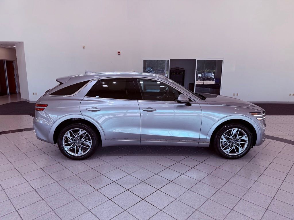 Used 2022 Genesis GV70 2.5T w/ Advanced Package AWD/4WD image 17