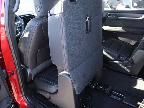 New 2026 GMC Acadia Elevation w/ Black Edition AWD/4WD image 17