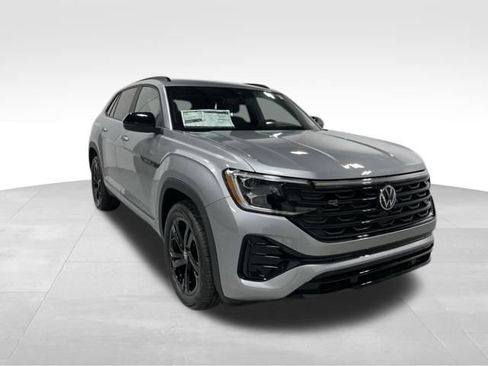 New 2026 Volkswagen Atlas Cross Sport SEL R-Line AWD/4WD image 6