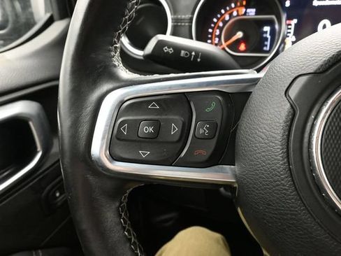 Used 2021 Jeep Wrangler Unlimited Sahara AWD/4WD image 25