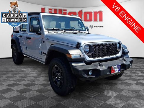 Used 2024 Jeep Wrangler Unlimited Sport AWD/4WD image 3