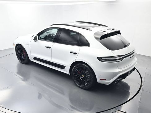 Certified 2025 Porsche Macan GTS AWD/4WD image 35