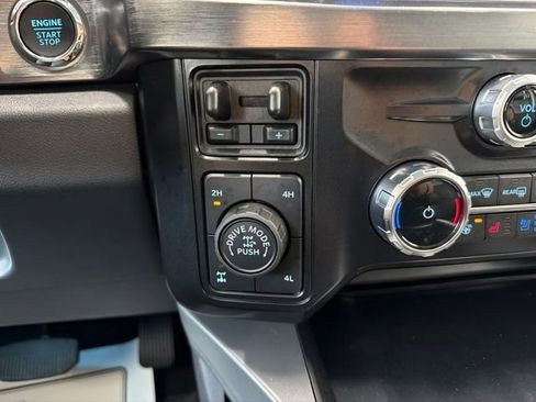 Certified 2025 Ford F250 Lariat w/ Lariat Ultimate Package AWD/4WD image 33