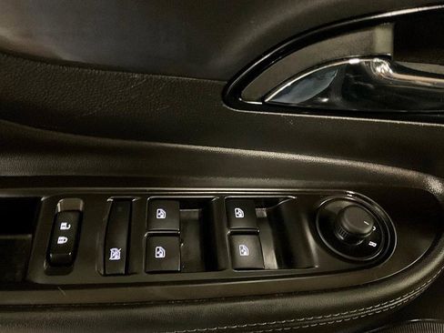 Used 2022 Buick Encore Preferred w/ Safety Package image 28