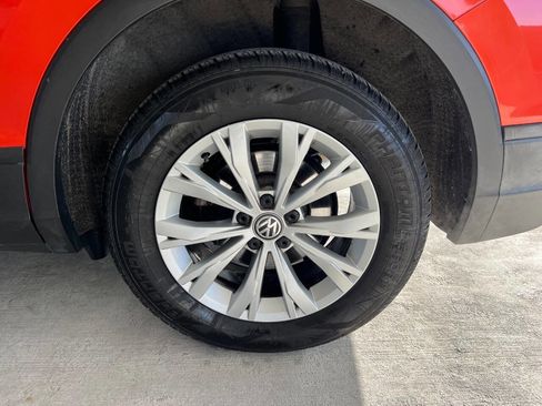 Used 2019 Volkswagen Tiguan S w/ 3rd Row Seat Package image 25