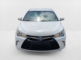Used 2017 Toyota Camry SE image 2