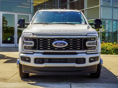 Used 2025 Ford F450 Platinum AWD/4WD image 7