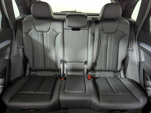 Certified 2025 Audi Q5 Prestige AWD/4WD image 13