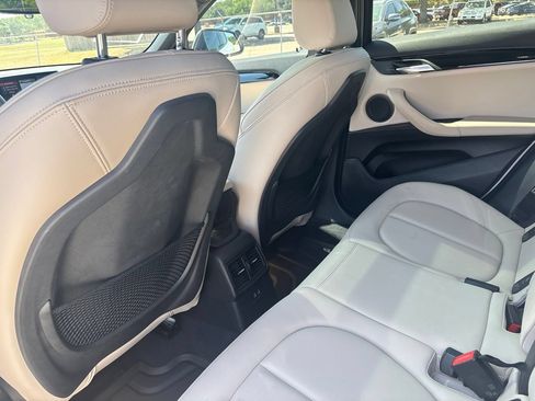 Used 2023 BMW X2 sDrive28i w/ M Sport Package FWD image 12