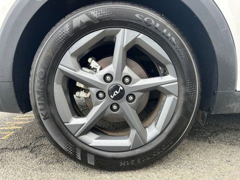 Used 2025 Kia K4 LXS image 29