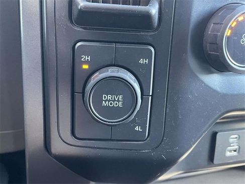 Used 2021 Ford F150 XLT image 26