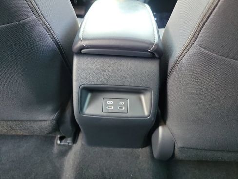 Used 2023 Toyota Corolla SE FWD image 14