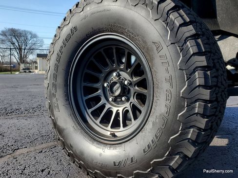 Used 2023 Jeep Wrangler Unlimited Rubicon w/ Xtreme 35 Tire Package image 16