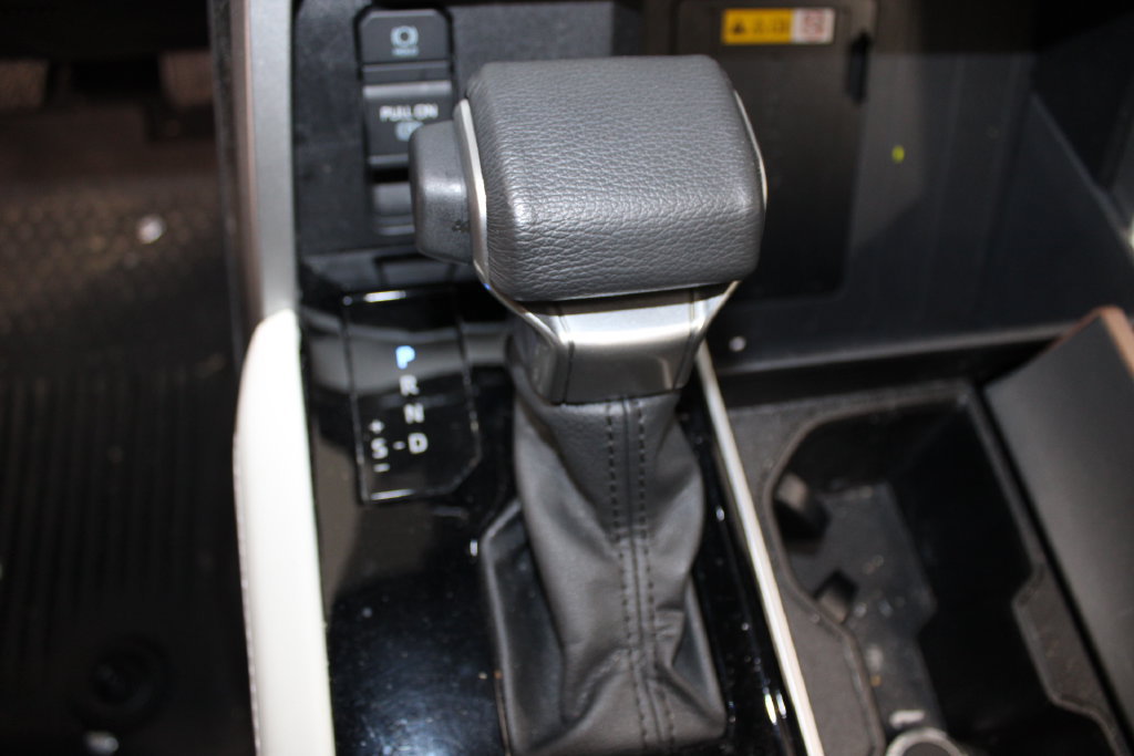 Used 2024 Toyota Tundra Capstone AWD/4WD image 33