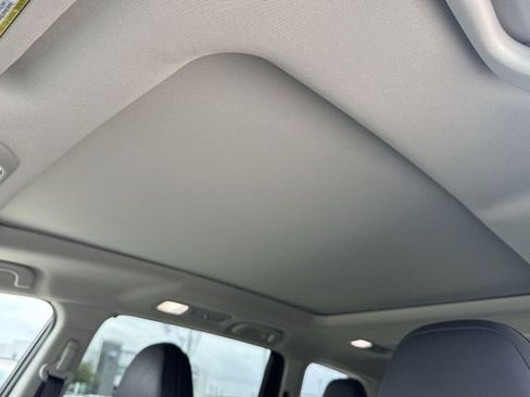 Certified 2025 Subaru Ascent Limited image 21