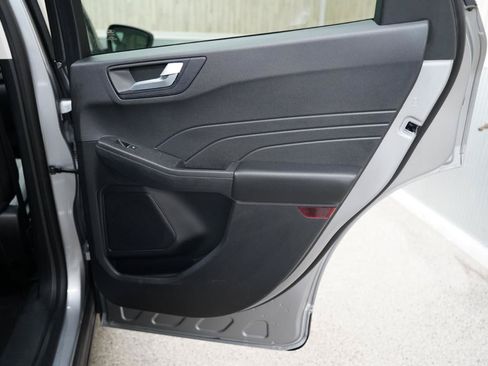 Used 2021 Ford Escape SE w/ Convenience Package FWD image 35